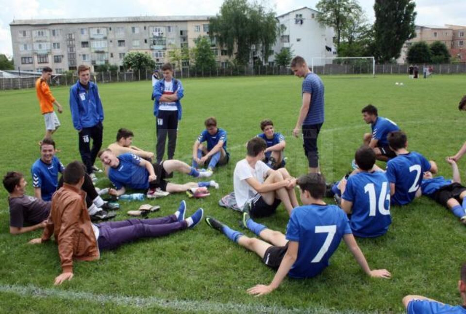 Juniorii echipei Șomuz Fălticeni, campioni județeni la fotbal