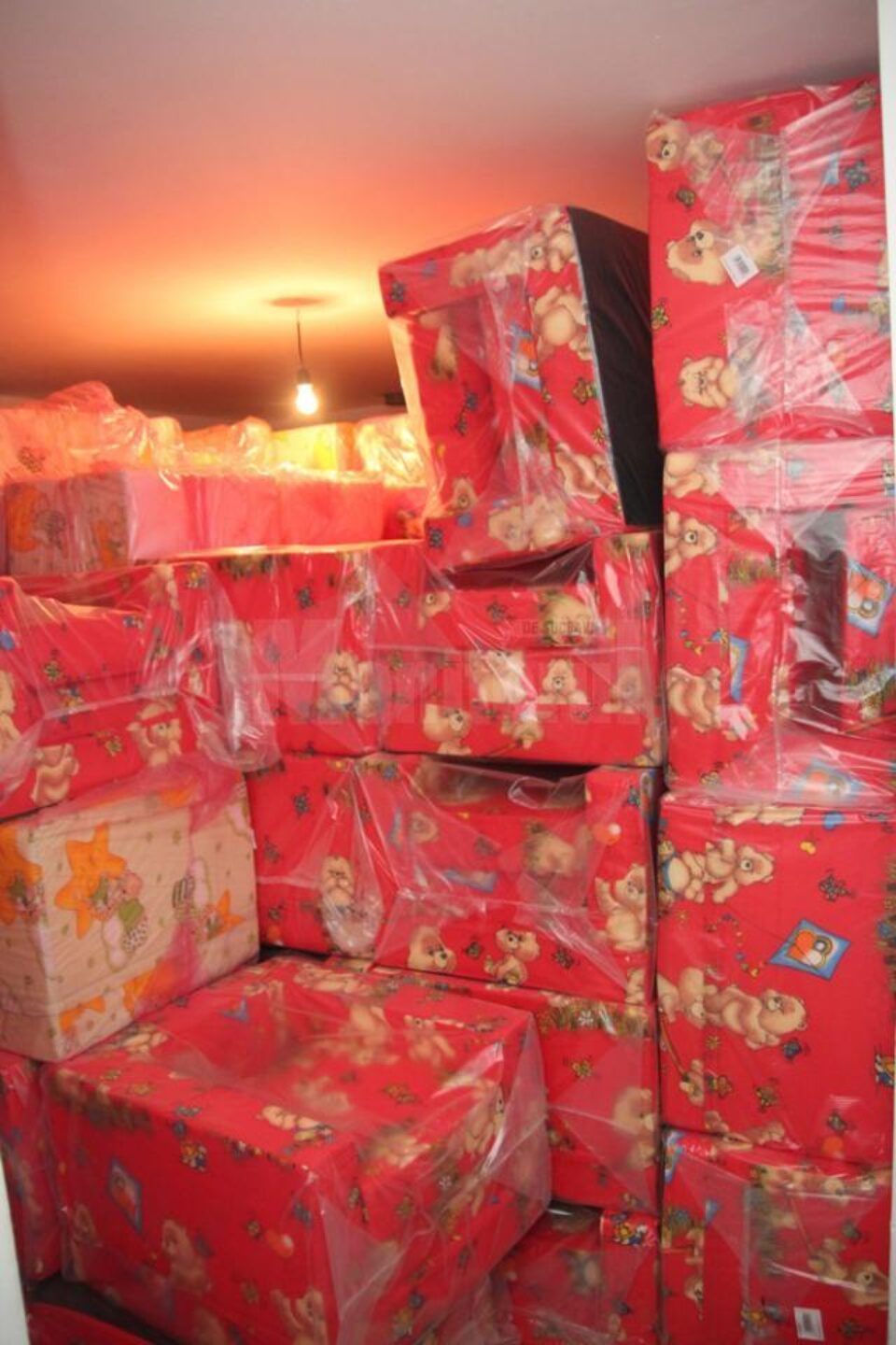 O parte din materialele donate de Kaufland România