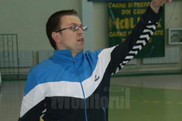 Răzvan Bernicu are încredere că elevii săi vor face o figură frumoasă în grupele principale