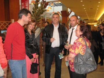 „Confluențe plastice”, la Iulius Mall Suceava