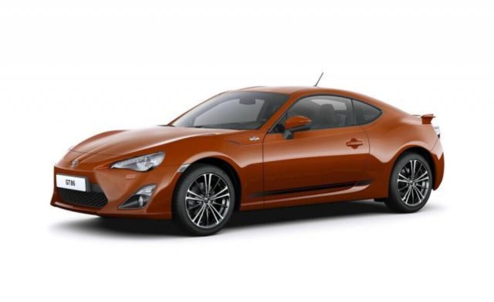 Toyota GT86 dispune de primele accesorii sportive