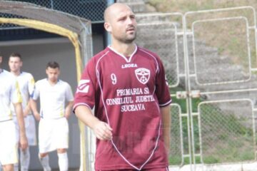 Mircea Negru a plecat deja în vacanță pentru că avea bilete cumpărate încă din iarnă