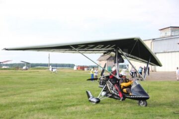 Printre aparatele de zbor ajunse la Salcea s-au aflat și câteva motodeltaplane