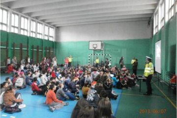 Ore cu poliția, la școlile generale din Vatra Dornei