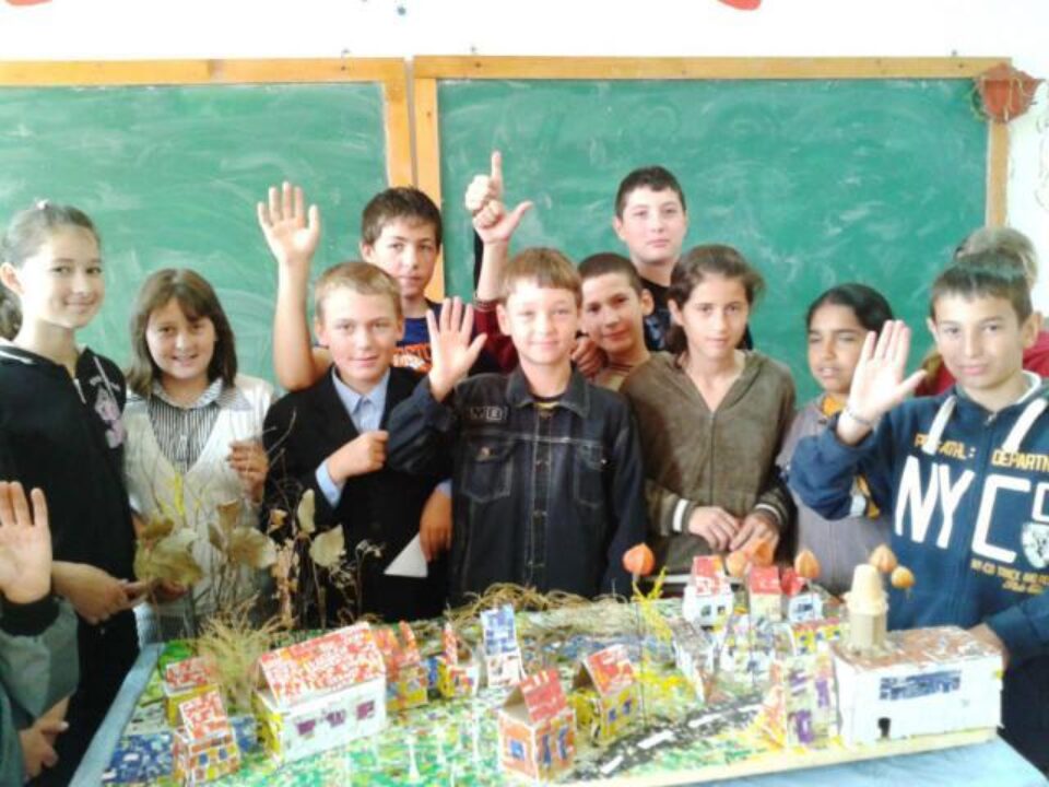 Școlii Gimnaziale „Dimitrie Păcurariu” Șcheia i-a fost acordat un premiu Internațional în ecologie
