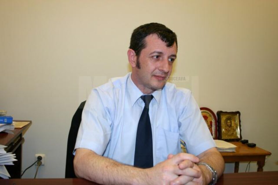 Florin Chiaptanaru: „Procedurile au fost simplificate, astfel încât cetățeanul să nu piardă prea mult timp cu examenul pentru obținerea permisului de conducere” Florin Chiaptanaru: „Procedurile au fost simplificate, astfel încât cetățeanul să nu piardă prea mult timp cu examenul pentru obținerea permisului de conducere”