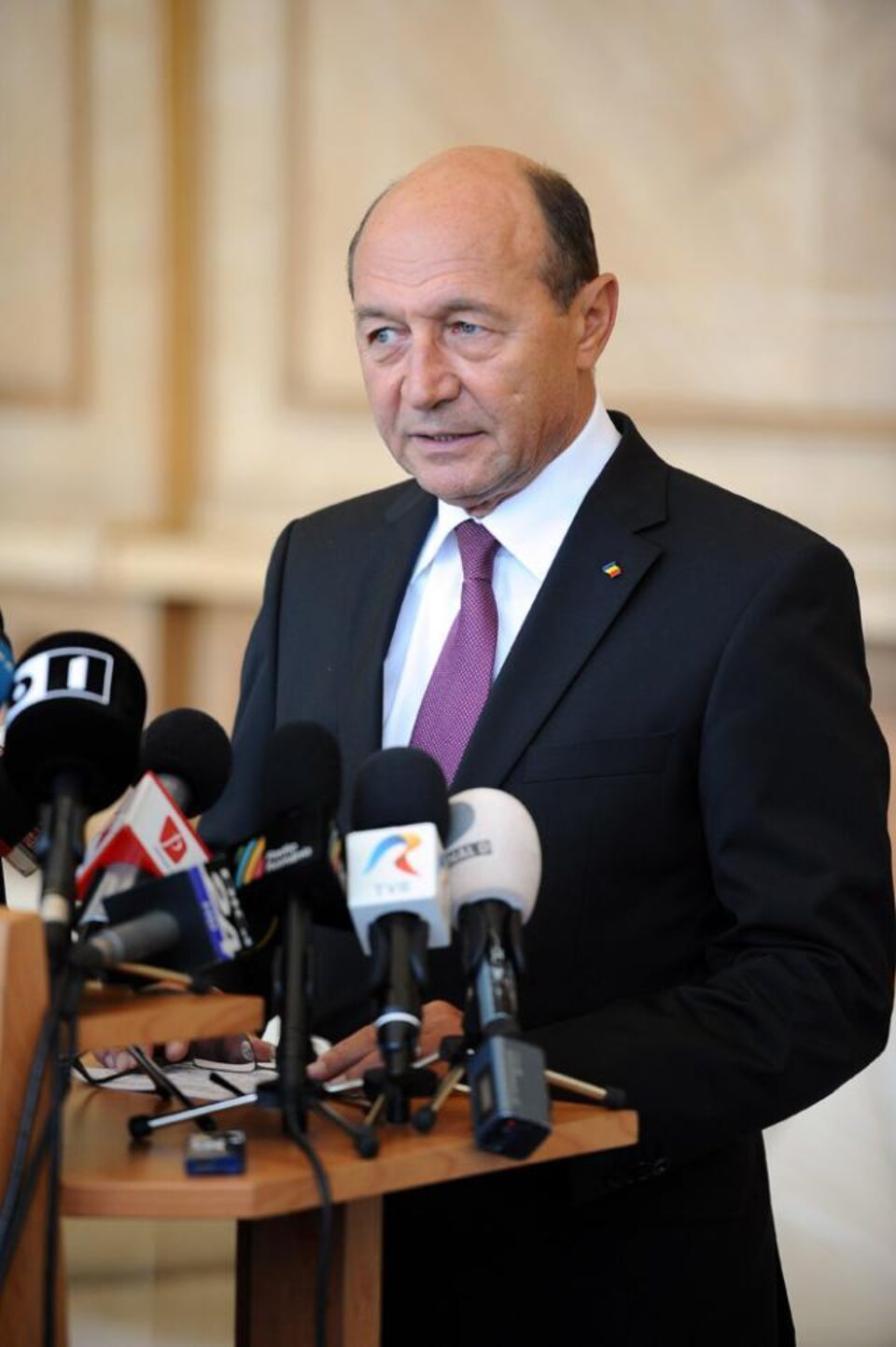 Băsescu: Înainte de a face declarația, scrisorile erau la Parlament