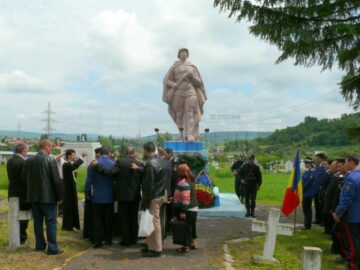 Ceremonial religios, militar și depuneri de coroane, la Fălticeni