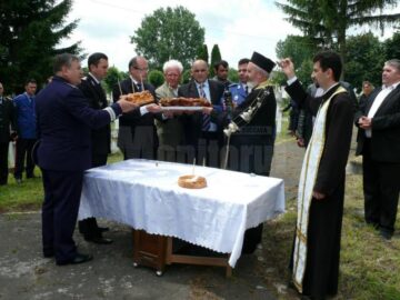 Ceremonial religios, militar și depuneri de coroane, la Fălticeni