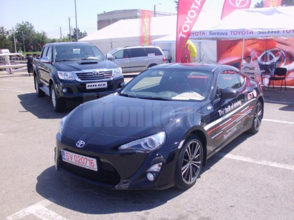 Câteva dintre cele mai renumite mărci auto au participat la expoziția găzduită de parcarea Shopping City Suceava