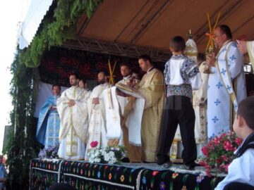 Sfințirea Bisericii „Sf. Petru și Pavel” din Sf. Ilie Nou
