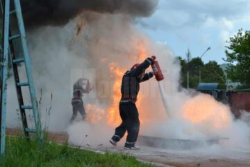 Pompierii profesioniști s-au întrecut în cadrul a patru probe