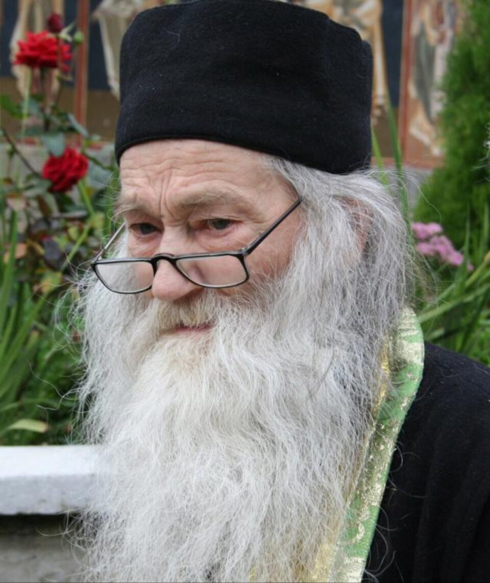 Starețul Mănăstirii Petru Vodă din Neamț, Iustin Pârvu, a decedat