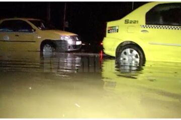 circulație îngreunată de ploaia torențială