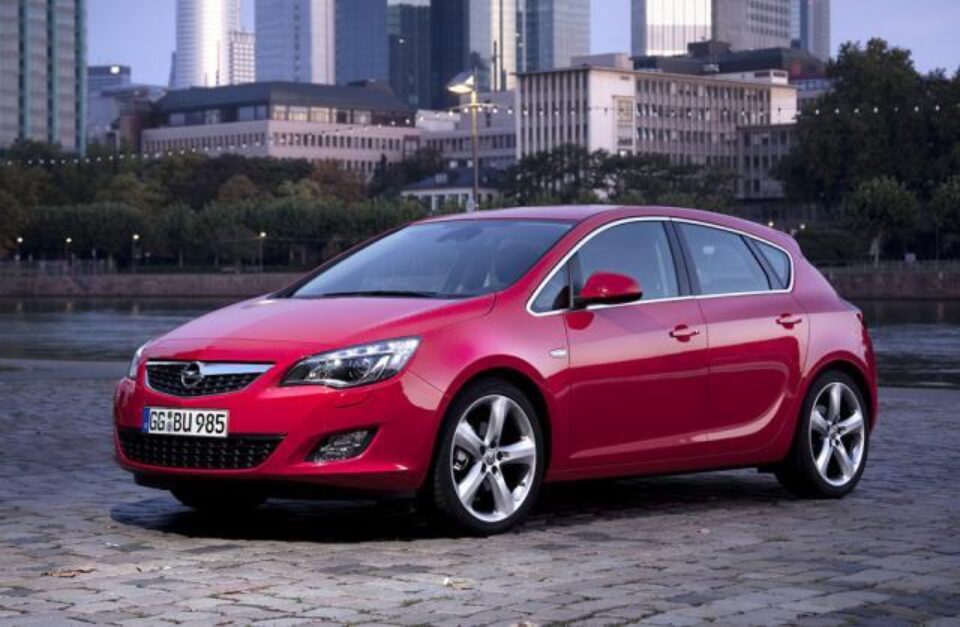 Opel Astra va primi un nou motor turbo de 170 CP