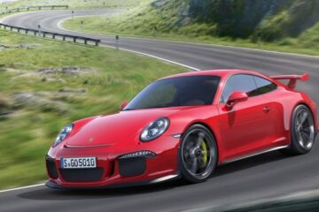 Porsche își extinde treptat gama de modele