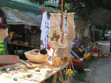 Târgul meșterilor populari urmărește să promoveze arta și tradiția populară din Bucovina