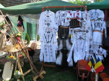 Târgul meșterilor populari urmărește să promoveze arta și tradiția populară din Bucovina
