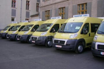 Inspectoratul Școlar Suceava a solicitat 30 de microbuze