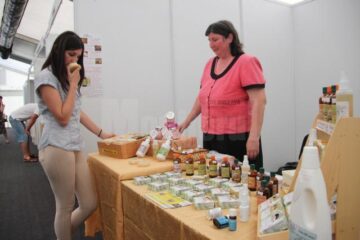 Produse cosmetice naturale, cu esențe din plante