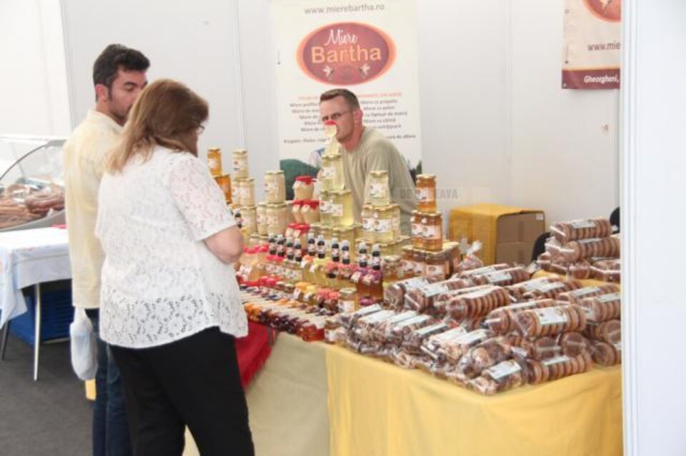Miere și diverse produse apicole