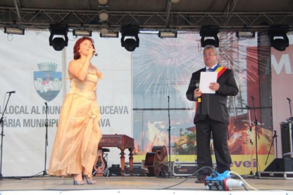 ”Cuplurile de aur”, sărbătorite pe scena Zilelor Sucevei