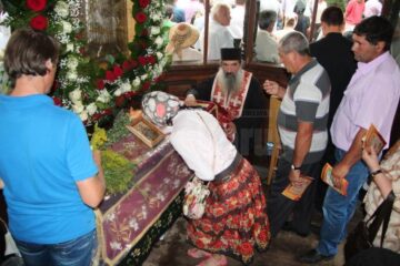 20.000 de credincioși au participat la procesiunea de Sânziene, la Mănăstirea Sf.Ioan și pe străzile Sucevei