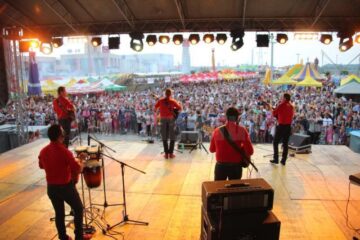 Los Anonimos, un fel de Gypsy Kings ai României