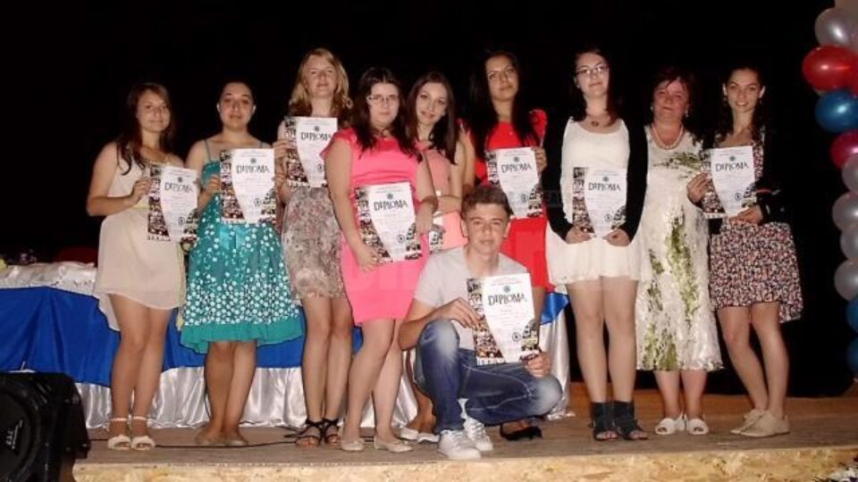 Bilanț de an școlar la Colegiul „Alexandru cel Bun”, Gura Humorului - 10F