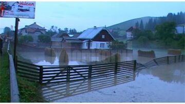 Ploile torențiale, pe alocuri însoțite de grindină, au afectat mai multe zone ale județului