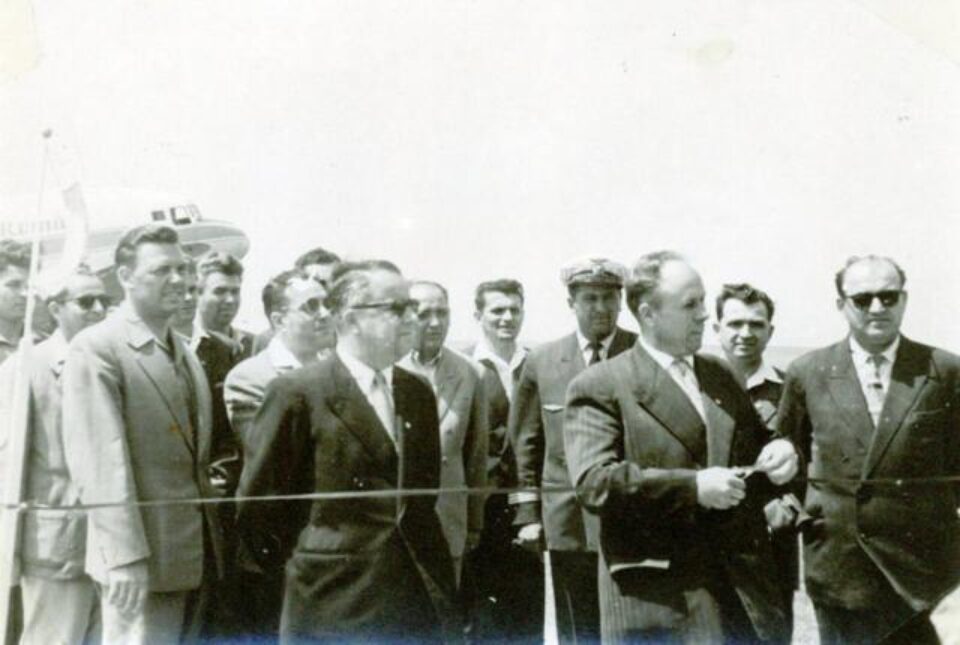 În 1962, panglica inaugurală a fost tăiată de președintele Consiliului executiv al Sfatului Popular al Regiunii Suceava, Emil Bobu