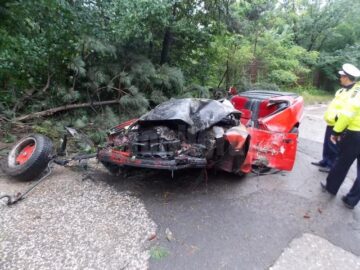 Lipsa de experiența în condus și viteza neadaptată au dus la producerea tragediei