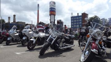 Cascadorii spectaculoase, sute de cai putere și multă distracție la MotorFest 2013