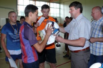 12 echipe de fotbal din Fălticeni s-au întrecut în “Cupa Cartierelor”