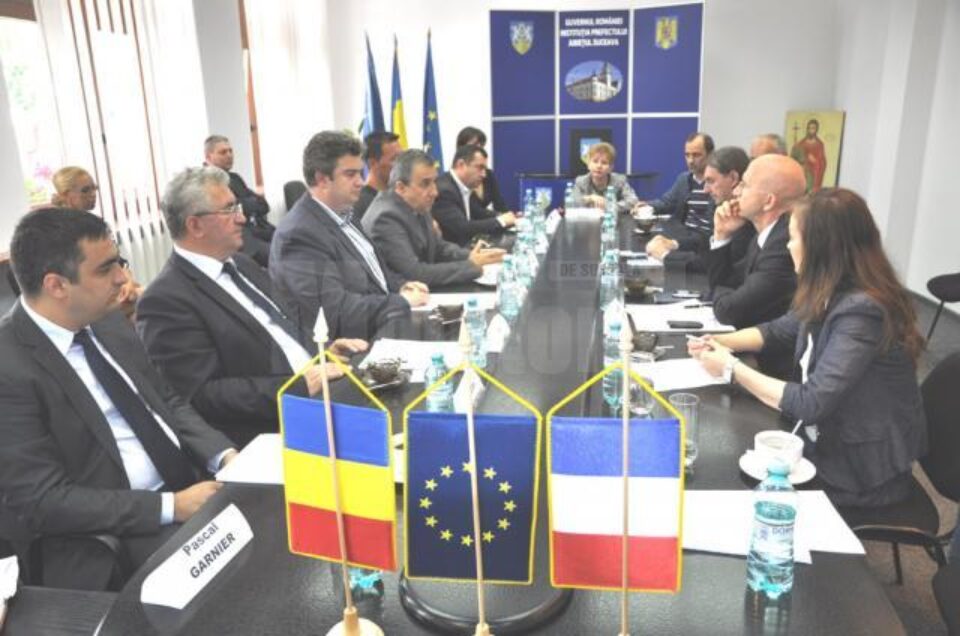 Ambasadorul Franței s-a întâlnit cu autoritățile sucevene