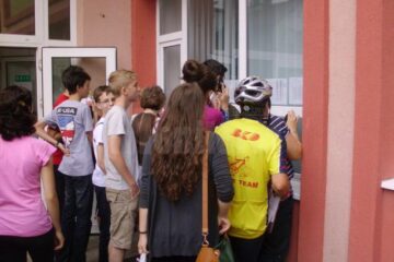 Cei mai mulți dintre elevi au medii cuprinse între 9 și 9,99