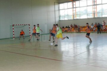 12 echipe de fotbal din Fălticeni s-au întrecut în “Cupa Cartierelor”