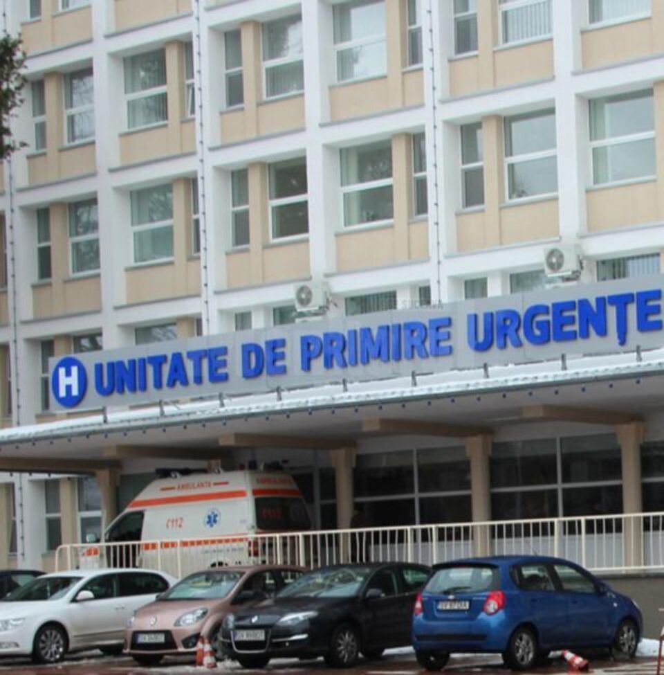 Tânărul a ajuns în stare gravă la Spitalul Județean Suceava