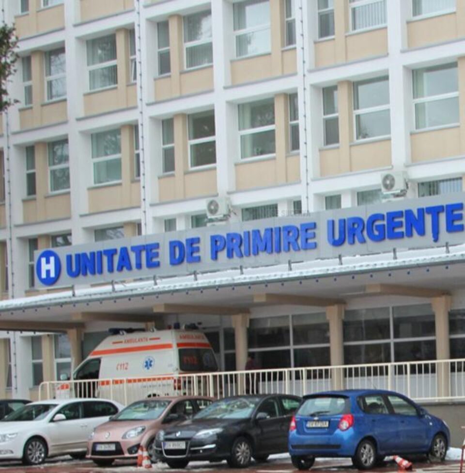 Opt persoane au ajuns la Urgențele Spitalului Suceava după ce au mâncat ciuperci otrăvite Opt persoane au ajuns la Urgențele Spitalului Suceava după ce au mâncat ciuperci otrăvite