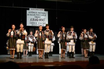 Trofee și premii pentru ansamblurile folclorice ale Clubului Copiilor Vatra Dornei