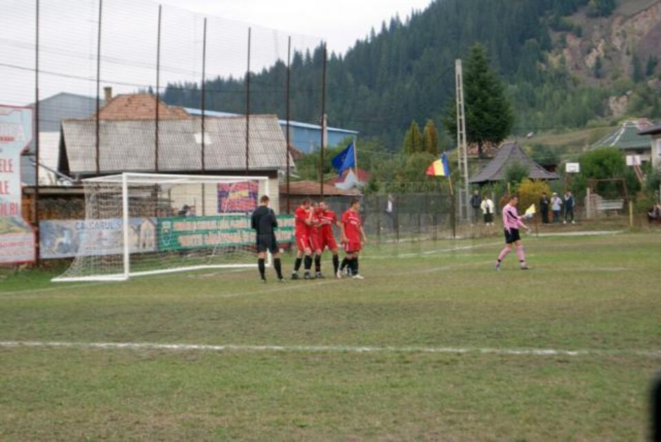 Stadionul din Pojorâta va găzdui un turneu internațional