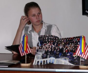 Pe 4 iulie 2013, fălticenenii s-au întâlnit la Muzeul de Artă “Ion Irimescu”, pentru a sărbători Ziua Națională a Statelor Unite ale Americii