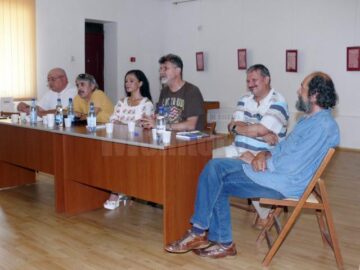 Expoziții, lansări de carte și CD-uri, în deschiderea Festivalului „Fălticeni Folk”