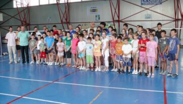 Cei mai buni jucători de badminton din țară au participat la Fălticeni la Memorialul “Gabriel Udișteanu”