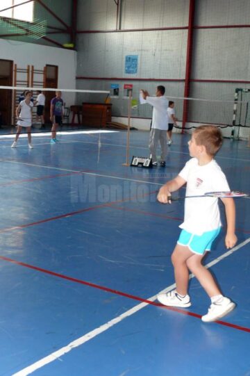 Cei mai buni jucători de badminton din țară au participat la Fălticeni la Memorialul “Gabriel Udișteanu”