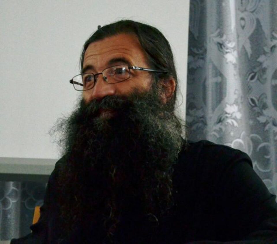 Părintele Nicolae Tănase de la Valea Plopului, un model al filantropiei creștine dusă până la jertfa de sine