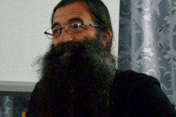 Părintele Nicolae Tănase de la Valea Plopului, un model al filantropiei creștine dusă până la jertfa de sine