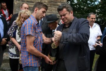 Veteran de război din Mihoveni, sărbătorit la un secol de viață