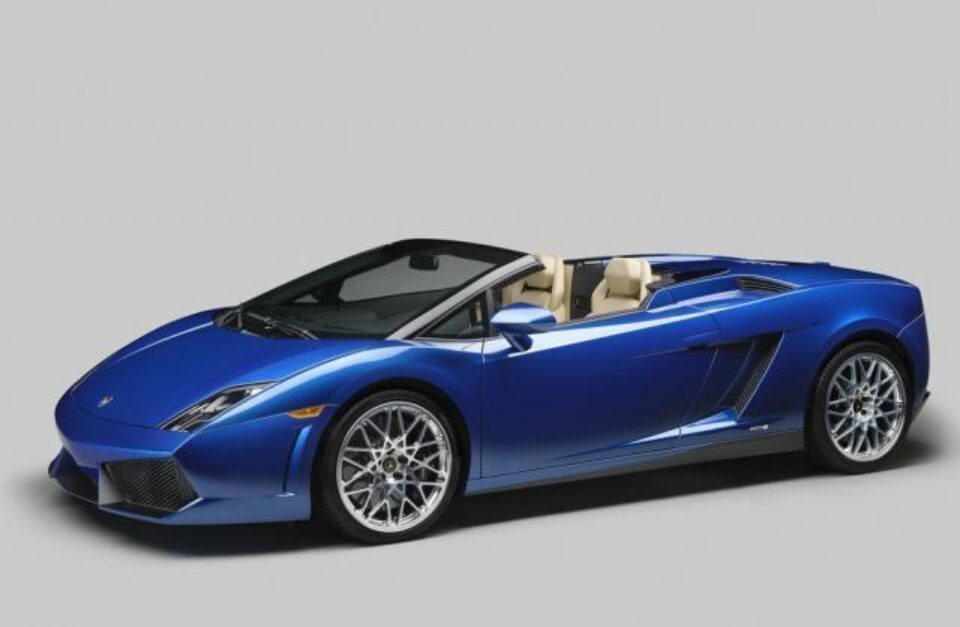 Lamborghini Gallardo revine la tracțiunea spate