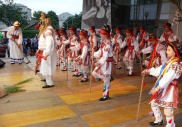 Marele Premiu al Festivalului a fost câștigat de Ansamblului „Mugurașii Iminogului” din Perieți, județul Olt